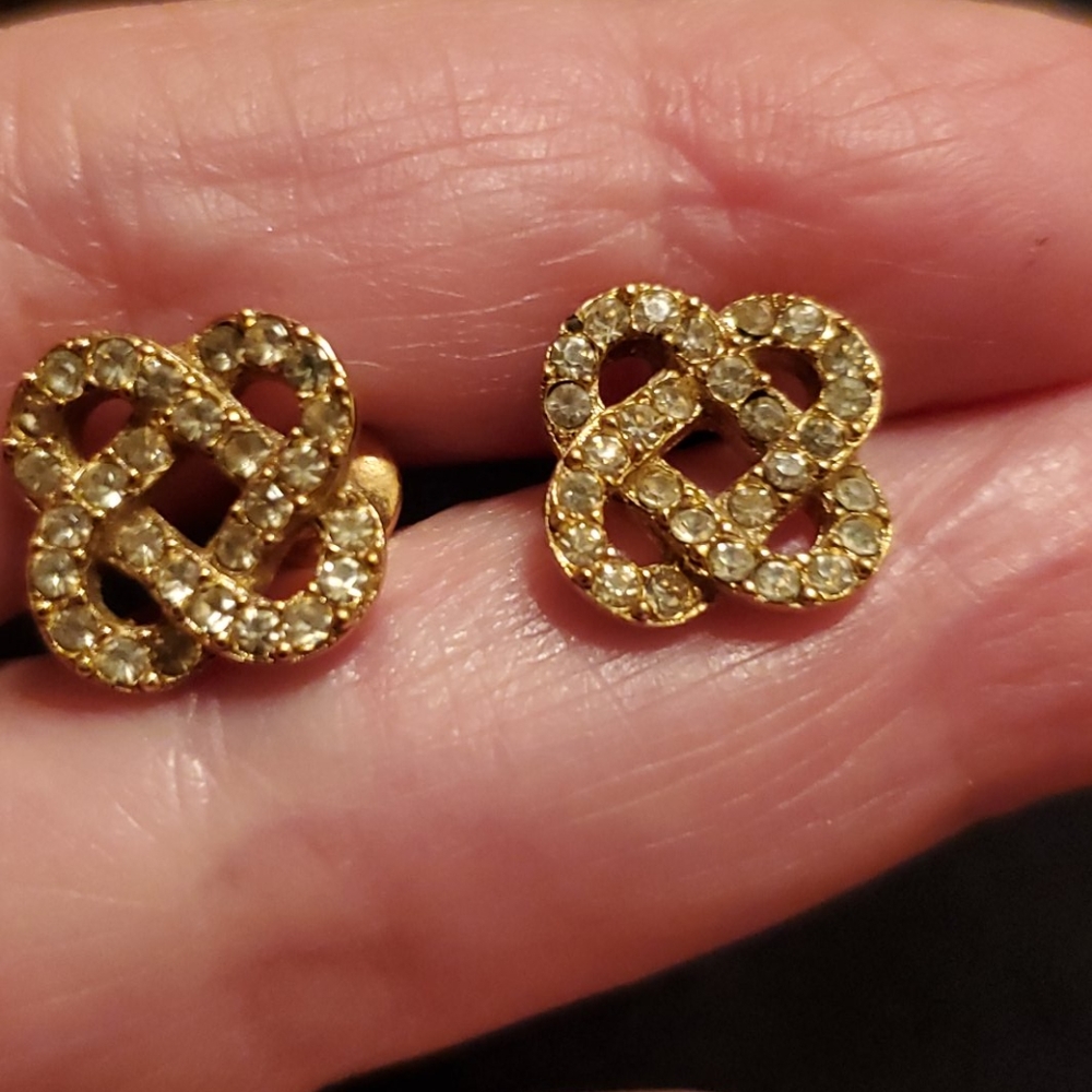 Gold plated earrings with rhinestones